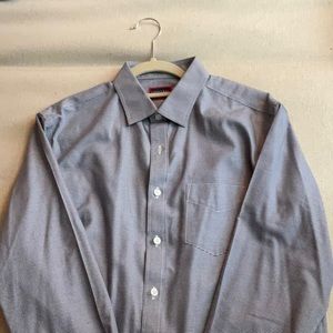 Untuckit Blue/White Wrinkle Free Button Down